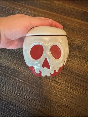 Disney Parks Poison Apple Candle
